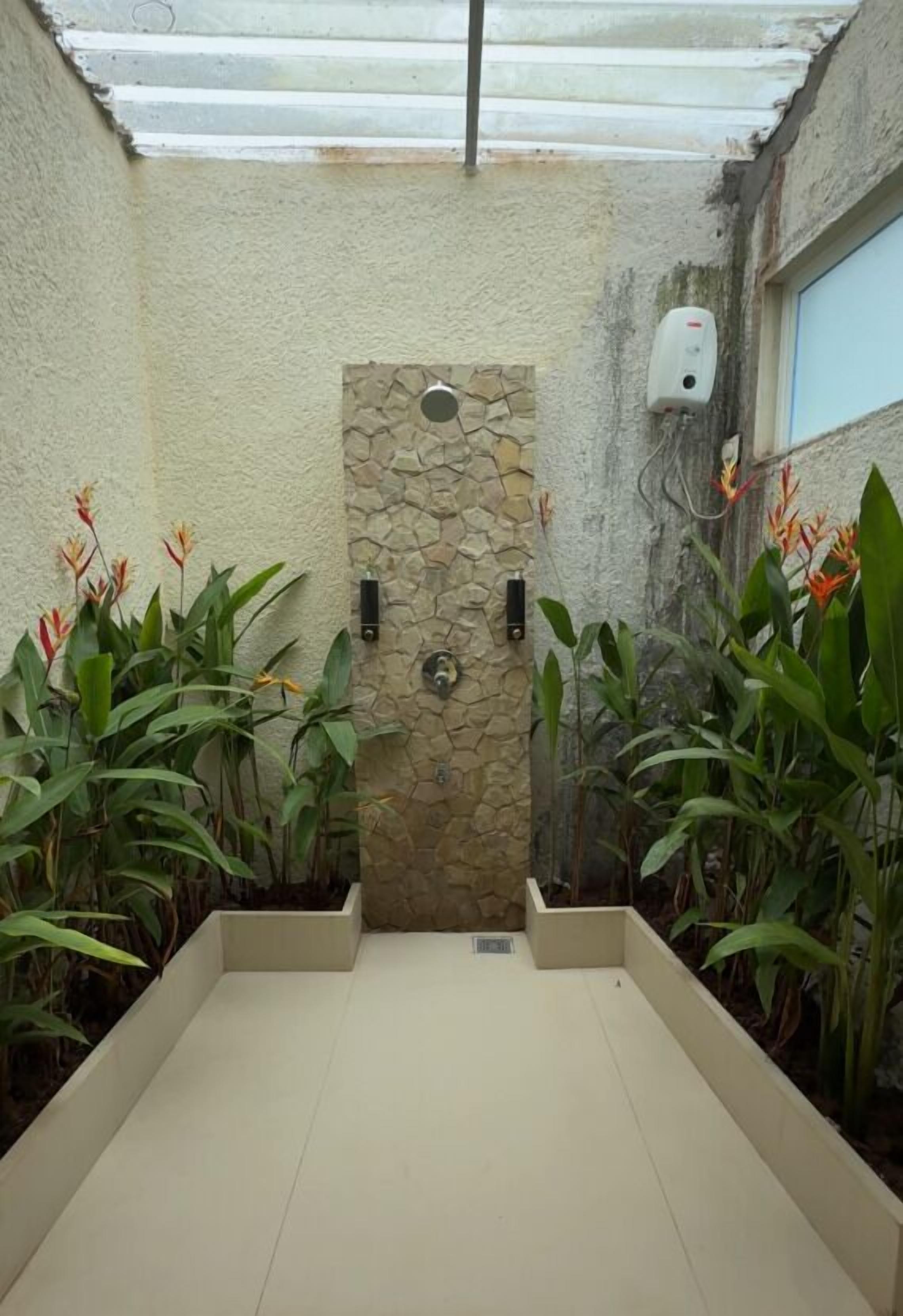 Phòng tắm
