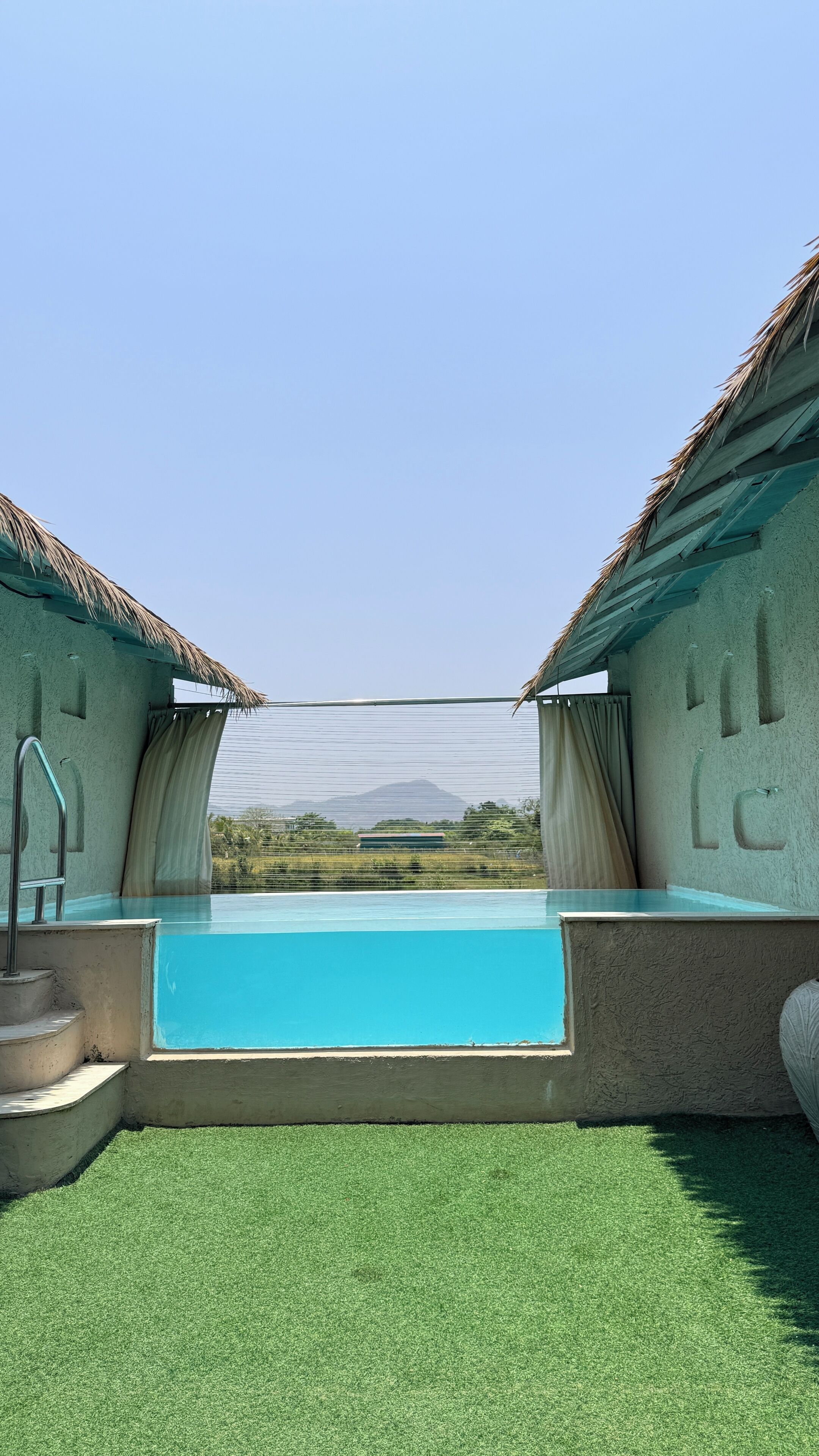 Cottage Mewah, pemandangan danau terbatas | Setrika/meja setrika, Wi-Fi gratis, dan seprai linen