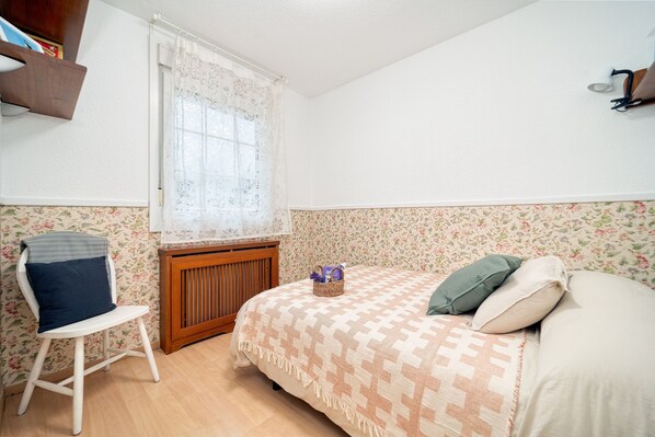 Standard Double Room, Shared Bathroom