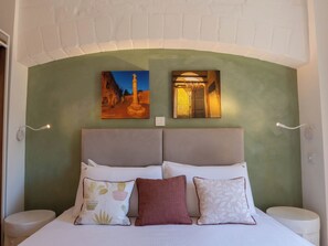 Interior - Deluxe Room With Balcony (Rabat)