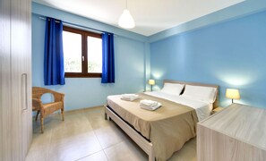 2 Schlafzimmer, Reisekinderbett, kostenloses WLAN