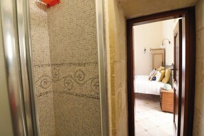 1 Schlafzimmer, Bügeleisen/Bügelbrett, Reisekinderbett, kostenloses WLAN