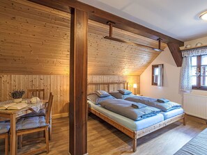 6 Schlafzimmer, Reisekinderbett, kostenloses WLAN