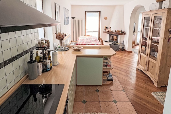 Meubles, Cuisine, Design Intérieur, Comptoir, Sol, Appareil De Cuisine, Cabinetry, Sol, Bois, Électroménager