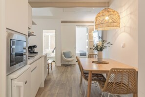 Căn hộ Deluxe, quang cảnh thành phố | Khu ăn uống