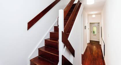 Spacious Apartment, Perfect for Family's, Sleeps 4