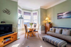 Living area - The Bowling Green  Sea Views in Central Seaton (Seaton)
