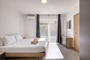1 bedroom, iron/ironing board, free WiFi, bed sheets - Modern Maisonette in Central Location KARP1-2 (San Gwann)