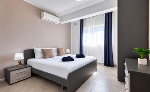 2 bedrooms, iron/ironing board, free WiFi, bed sheets - Refined 2 bedroom apartment with balcony KARP1-9 (San Gwann)