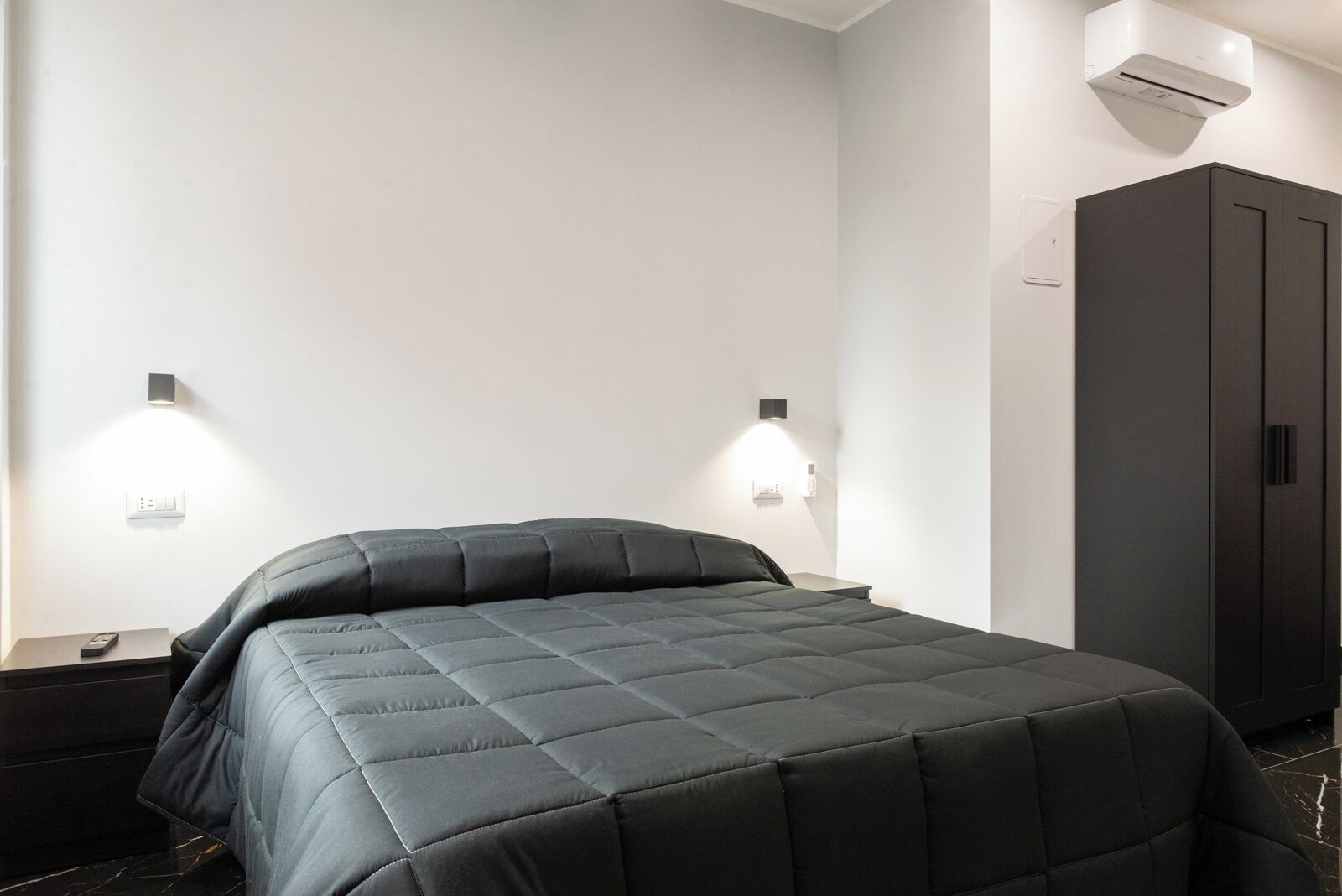 Tripla Business, 1 letto queen con divano letto, vista città