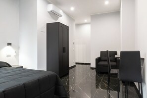 Business Triple Room, 1 Katil Ratu (Queen) dengan Katil Sofa, City View