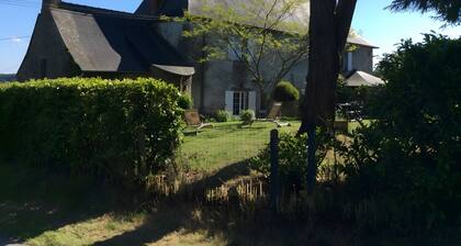 Apartment in 17th-Century Manor with Private Garden and Wi-Fi