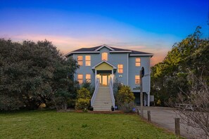 House, Multiple Bedrooms | Exterior - Golf & Surf 7BR: Private Pool, 5 Min to Beach (Corolla)