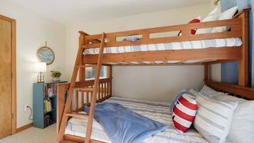 House, Multiple Bedrooms