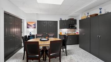 Kabin, 5 kamar tidur | Tempat makan