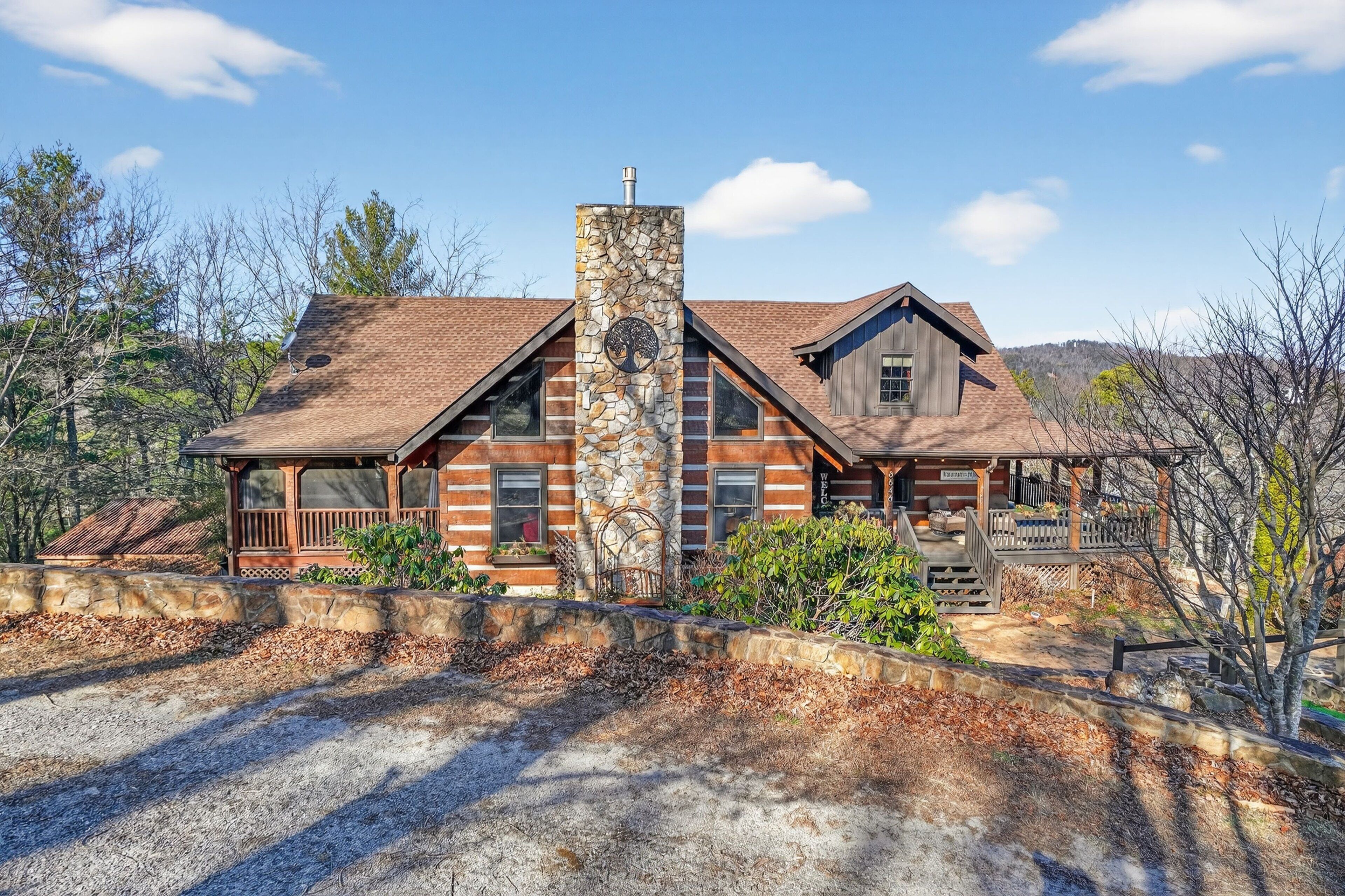 Cabin, 5 Bedrooms | Exterior