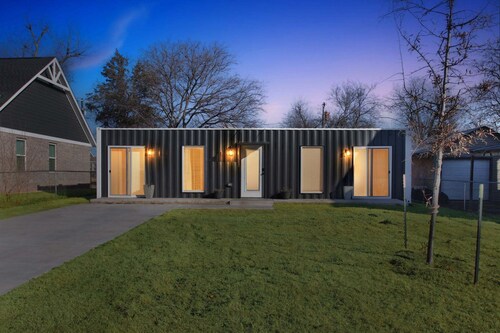 Modern 2br Near Downtown Okc 2 Bedroom Home