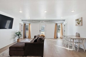 House, 2 Bedrooms | Living area - Modern 2br Near Downtown Okc 2 Bedroom Home (Oklahoma City)