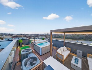 House, 4 Bedrooms | Terrace/patio - 4br Twilight Lane With Hot Tub 4 Bedroom Home (Nashville)