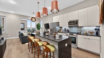 Casa, 4 habitaciones | Cocina privada