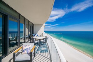 Apartment, 3 Schlafzimmer | Unterkunftsgelände