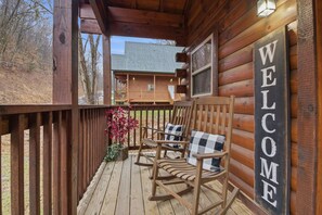 Signature Cabin, 1 Bedroom, Hot Tub | Balcony
