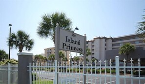 Property grounds - Island Princess 307 ~ 3 Bedroom 3 Bath Sleeps 8 (Fort Walton Beach)