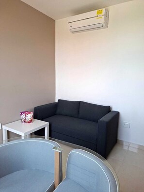 Comfort Apartment, City View | Premium bedding, free minibar items, laptop workspace - Apartaestudio Shanty Tipo 1 (Barranquilla)