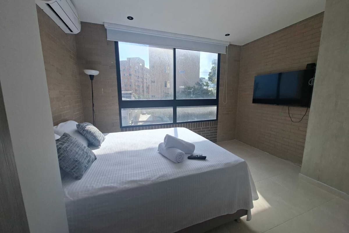 Comfort Apartment, City View