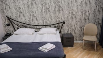Deluxe Double Room | In-room safe, desk, laptop workspace, free WiFi