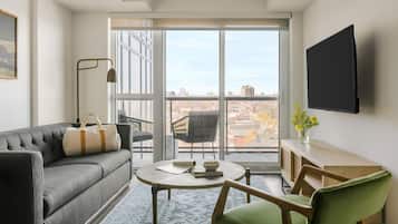 Superior Apartment, 1 Queen Bed with Sofa bed, Balcony | Living area