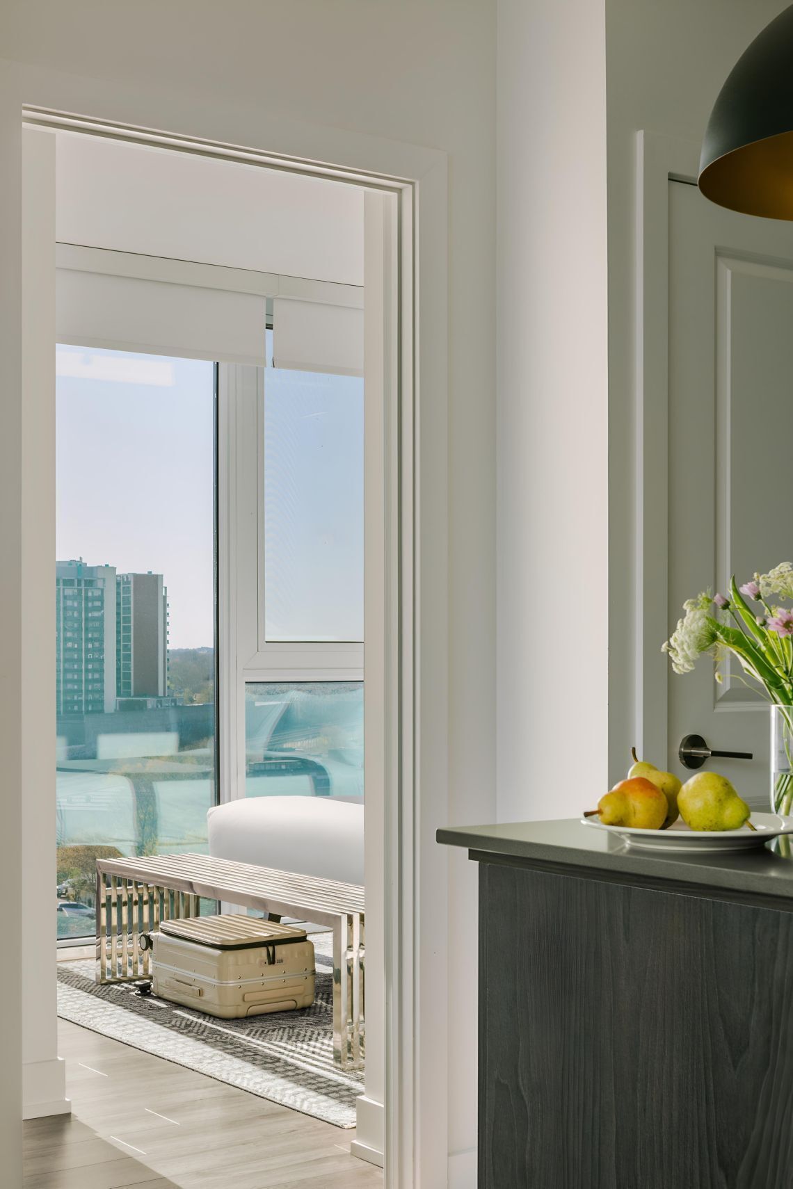 Apartamento standard, 3 quartos | Área de estar