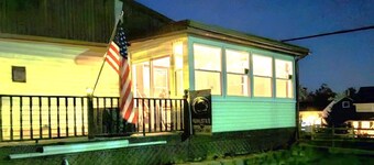 Cozy 3-Bedroom Home in Charming Milroy – Minutes from State College/PSU Events