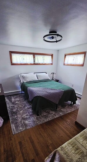 3 dormitorios, tabla de planchar con plancha, wifi y ropa de cama