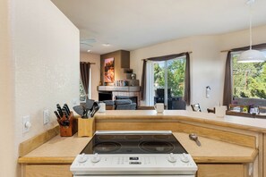 Interior - Adventure Awaits, Bike Storage, Hot Tub, Relaxing Yard (Sedona)