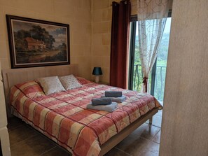 2 camere, ferro/asse da stiro, Wi-Fi, lenzuola
