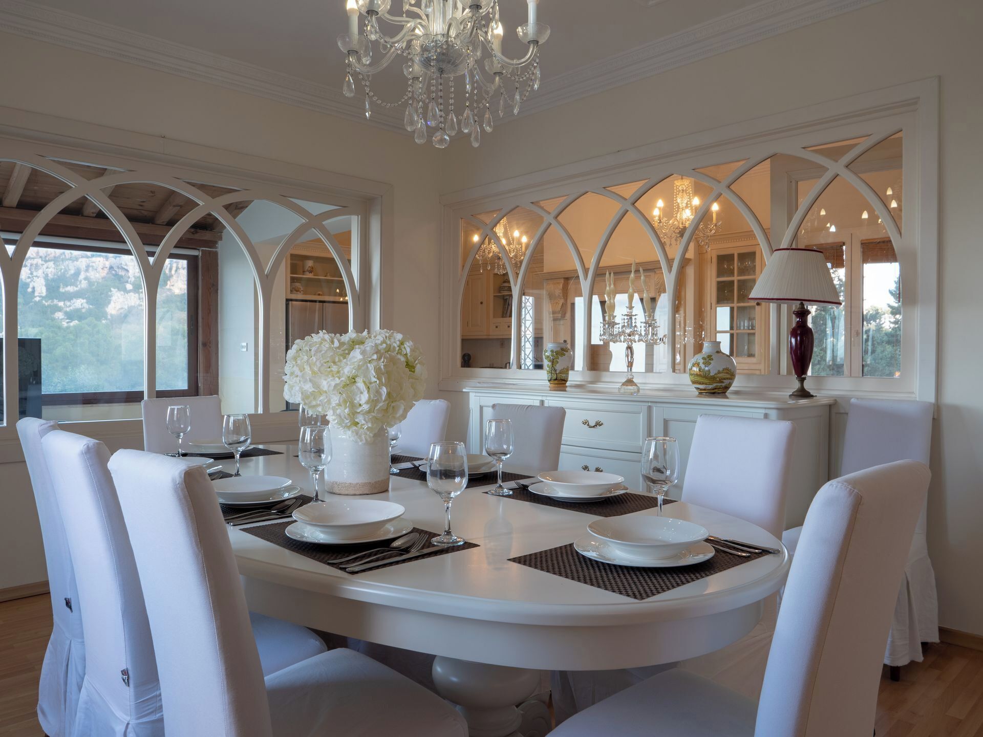Huvila (6 Bedrooms) | Ruokailu omassa huoneessa