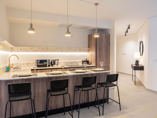 Ultra Modern Apartment off St Julian's