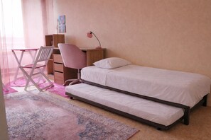 1 quarto, ferros/tábuas de passar roupa, Wi-Fi de cortesia