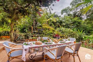 Outdoor dining - TopSpot® con los más Increíbles Jardines Botánicos (Cundinamarca)