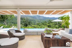 Pool - ¡Espectacular TopSpot® de 1000 m² en Nilo! (Nilo)