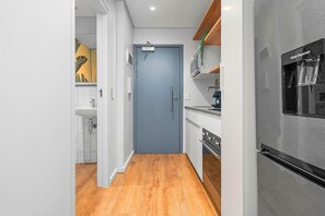 Apartment (0 Bedroom) | Interior - The Wex2 G06 (Cape Town)