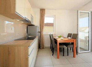 Private kitchen - One-bedroom apartment Grey Goose 4 with patio (Novalja)