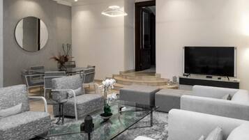 Luxury Apartment, Balcony, City View | Living area