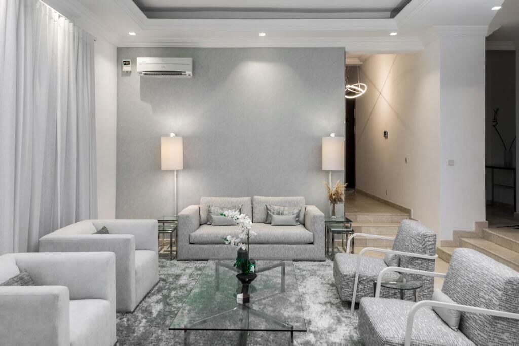 Apartamento superluxo, sacada, vista para a cidade | Área de estar