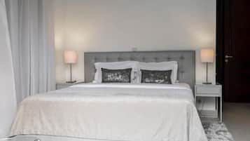 Luxury Apartment, Balcony, City View