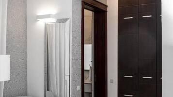 Luxury Apartment, Balcony, City View