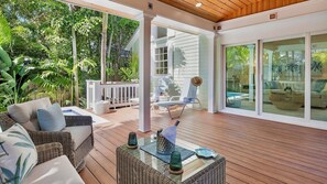 Terrace/patio - **PALMS ON DUVAL @ OLD TOWN** Private Home w/ Pool + LAST KEY SERVICES... (Key West)