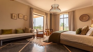 6 bedrooms, in-room safe, free WiFi, bed sheets - Nyssa, swimming pool, pétanque, garden & staff (Marrakech)