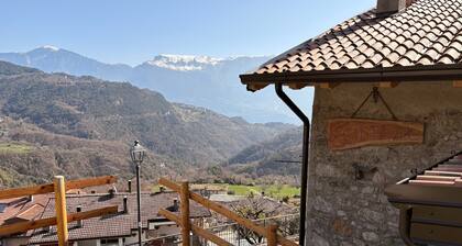 Chalet « Al Volt » avec vue sur la montagne, terrasse et jardin privatifs